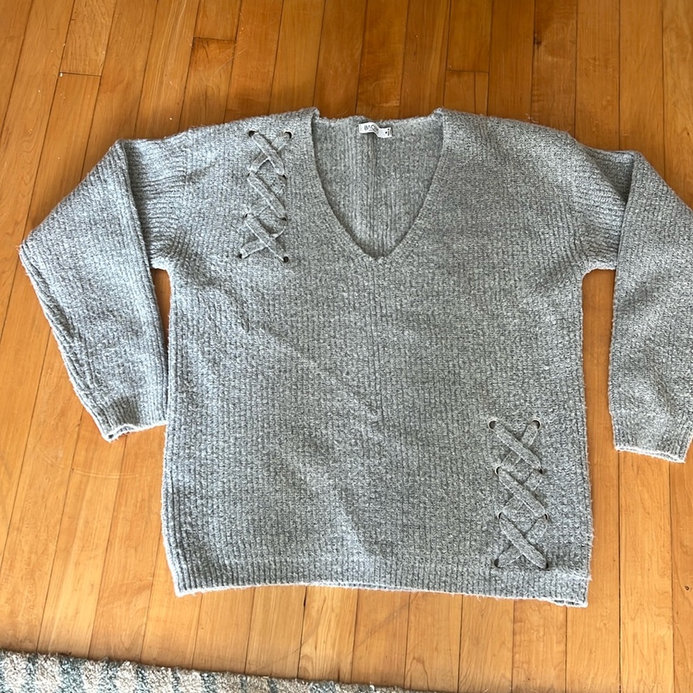 V neck pullover sweater